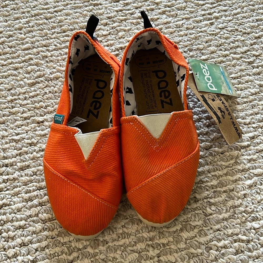 Paez Slip Ons - Women’s Size EUR 36